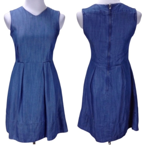 Gap Chambray Sleeveless V-Neck A-Line Denim Dress - Picture 14 of 15